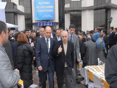 MİLLETVEKİLLİĞİ ADAY ADAYLARININ TEMAYÜL HEYECANI…